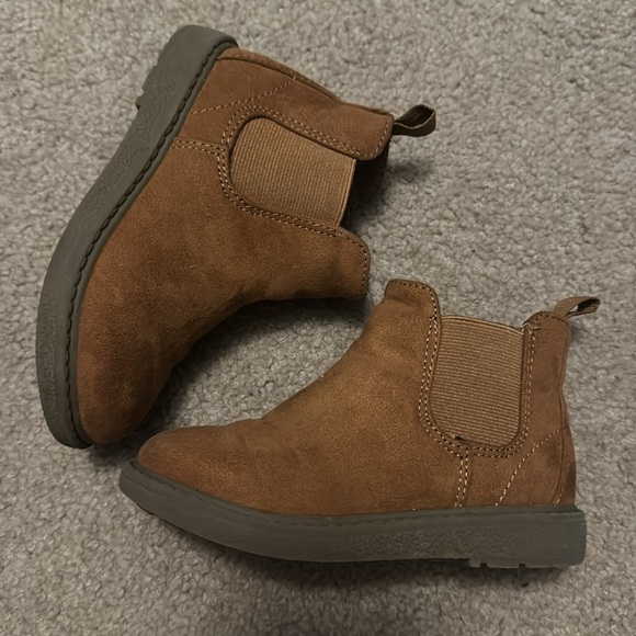 Brown suede size 8 short zip boot - Picture 3 of 4